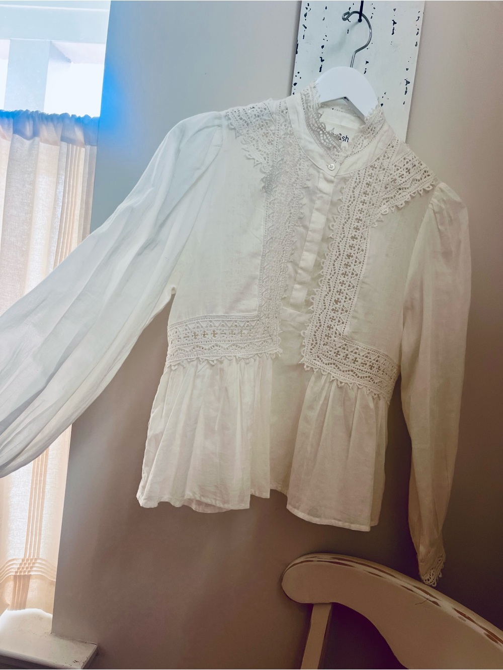 ba&sh Cream Lace-Trim Cotton Peplum Blouse - Picture 7 of 7